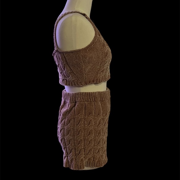 Brown Cable Knit Chenille Like Sleep Shorts and Top Forever 21 Size Large - Picture 4 of 4